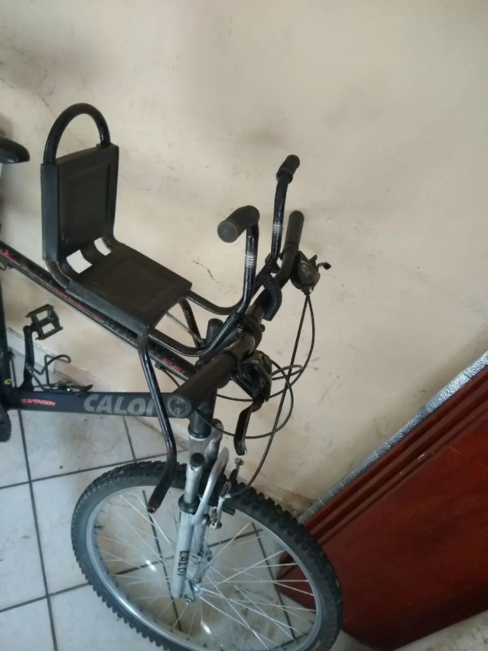 Bicicleta Caloi Mountain Bike com Cadeirinha - Foto 4