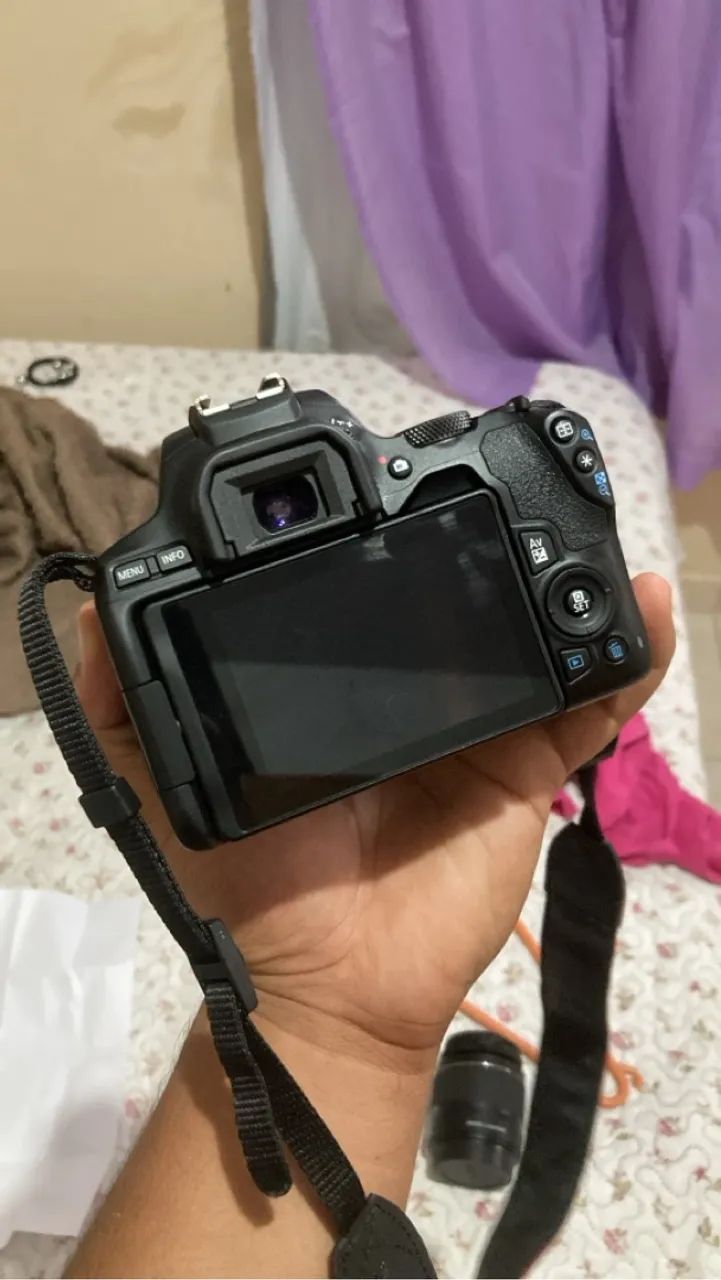 Canon SL3 Nova - Câmera Profissional (Caixa + Nota Fiscal)