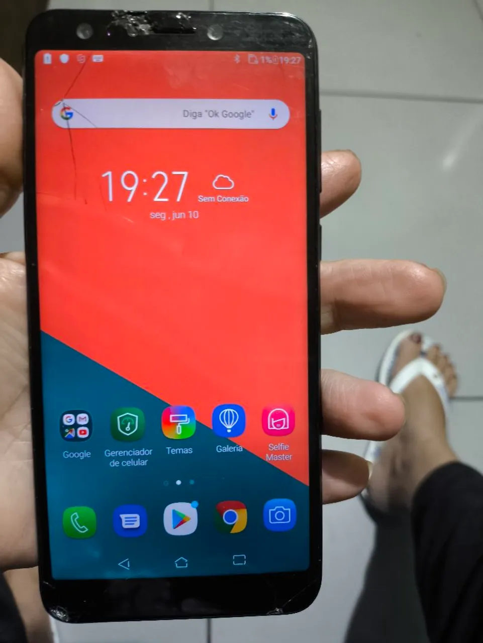 Celular azuz