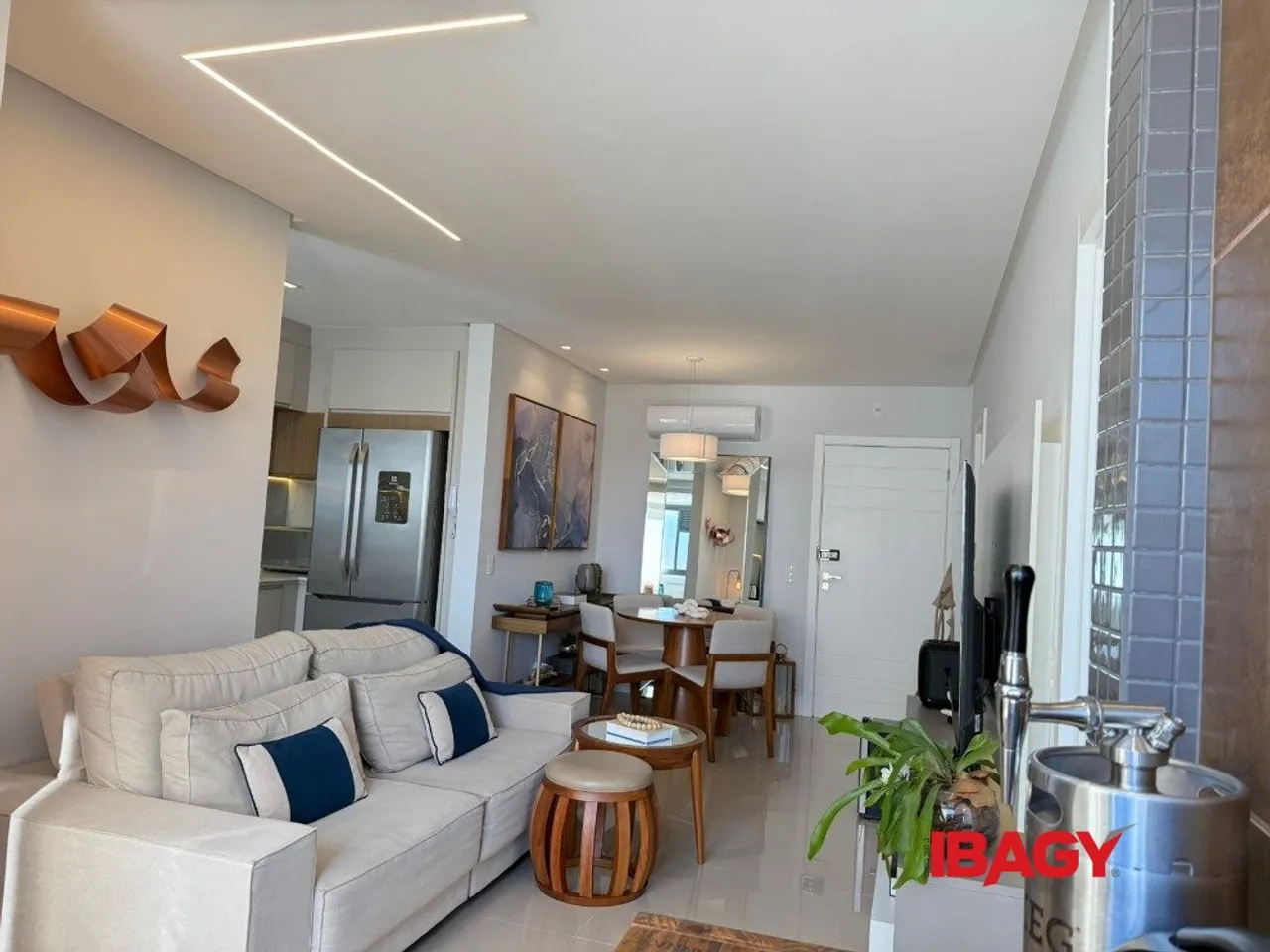 Excelente Apartamento 2 dormitório(s) em Agronômica - Florianópolis