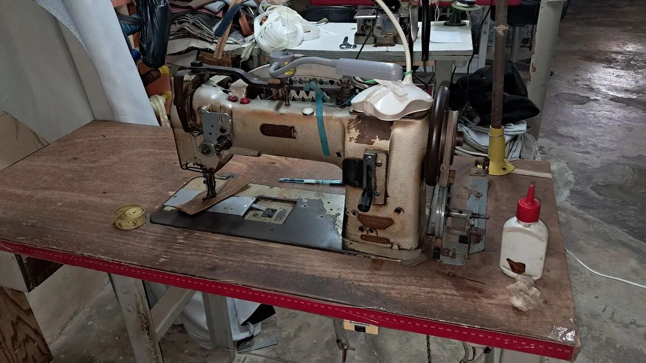 Máquina de costura industrial - Foto 3