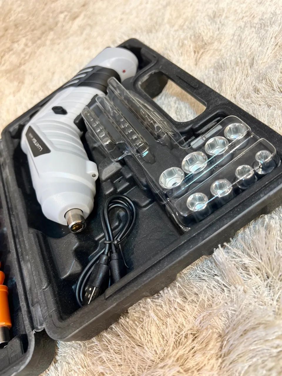 Mini Parafusadeira Luatek - Kit com 47 Peças - Foto 4