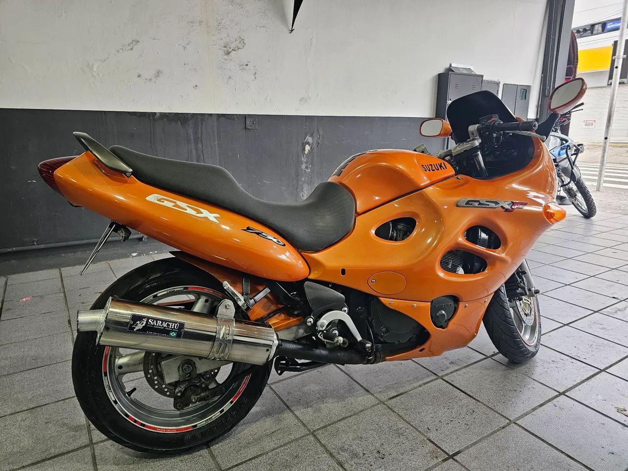 Susuki GSX 750F  - Foto 4