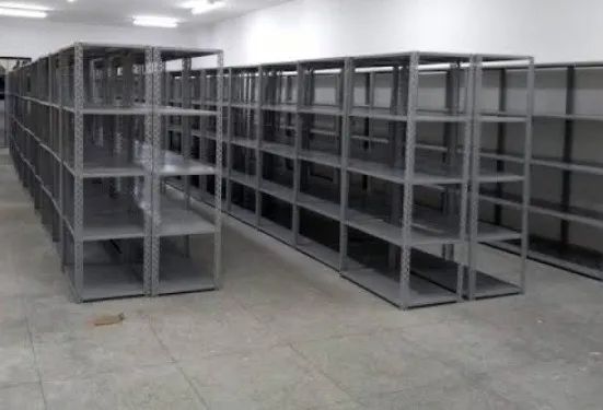 Prateleiras usadas seminovas 