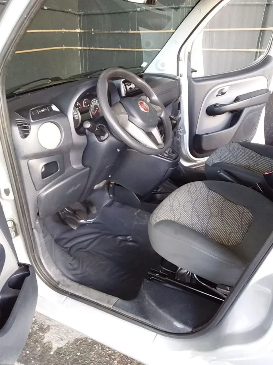 Fiat Doblo Essence 1.8 Flex 16V 5P 2021 **7 lugares - Foto 5