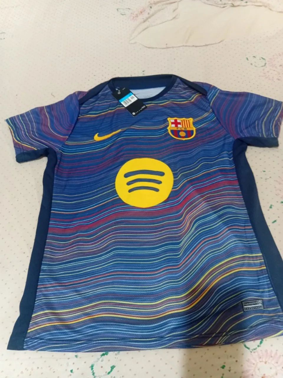 Linda camisa do Barcelona de treino 2025/26tamanho M - Foto 3
