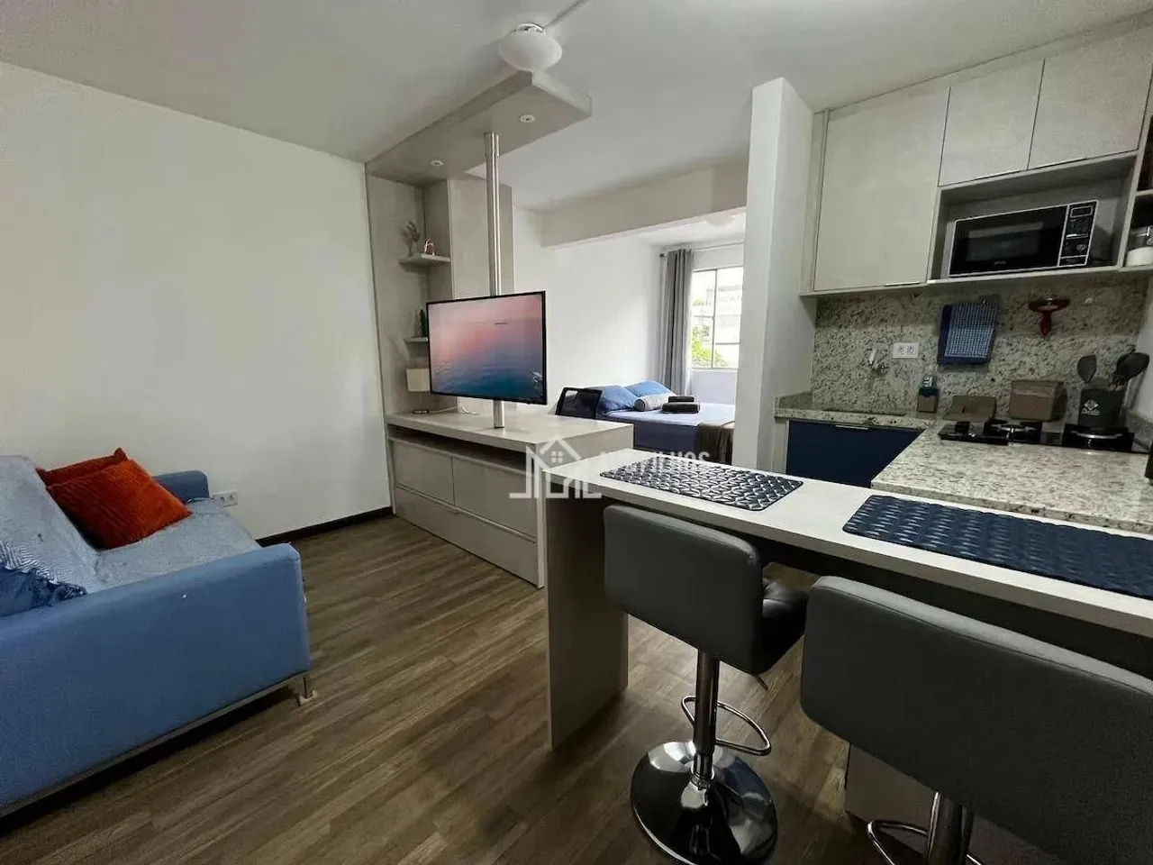 Studio MOBILIADO a venda no Centro - Curitiba