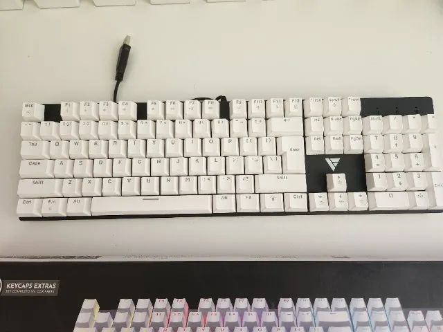 Teclado mecânico avro force one swtich azul64842049163521121