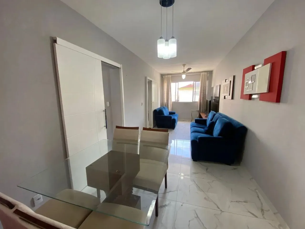 Apartamento mobiliado à venda no Canto do Forte em Praia Grande - SP