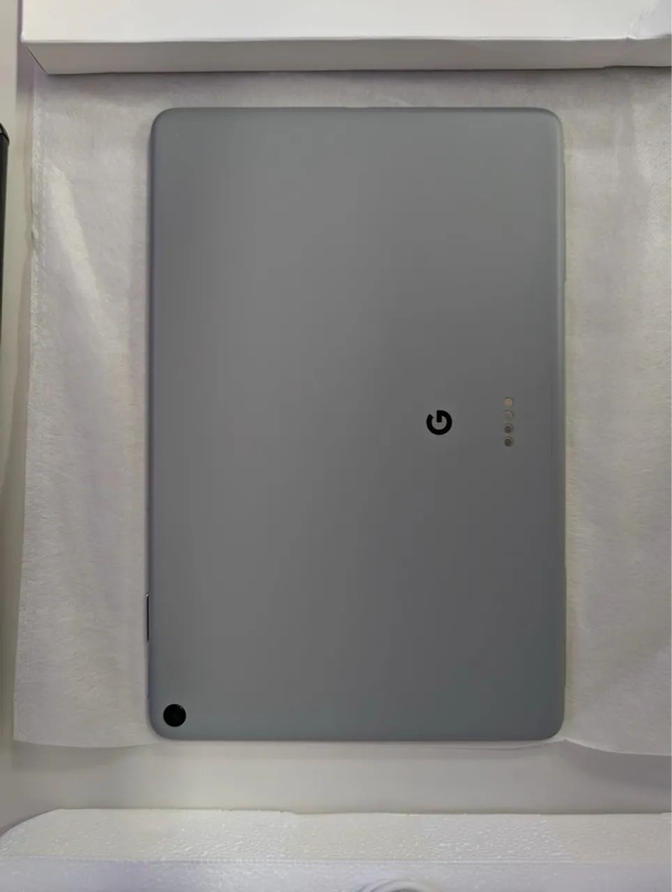 Google Pixel Tablet cor Hazel com a dock de áudio +