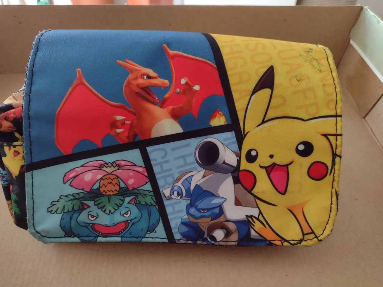 Estojo Pokémon