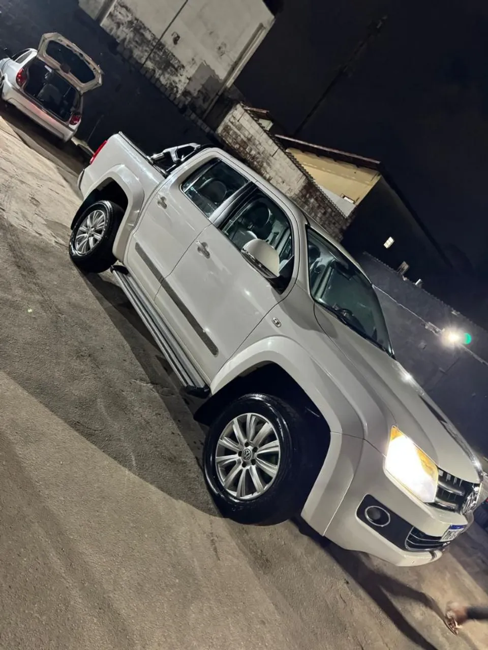 Amarok único dono veículo particular diesel automática