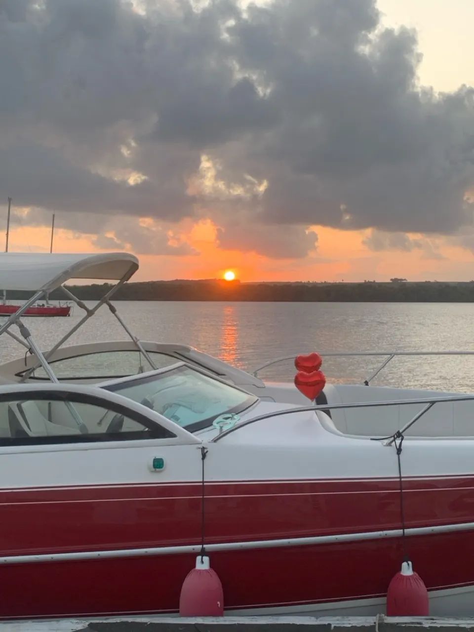 Aluguel de lancha e passeio para ilha de areia vermelha com saída da praia do jacaré  - Foto 6
