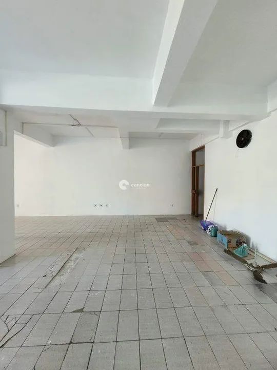 ALUGA-SE: Loja Comercial Ampla Próxima à Presidente Vargas - Foto 4