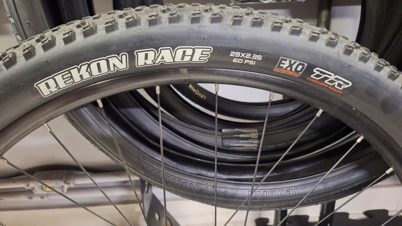 Pneu de bicicleta MTB 29 - Foto 5