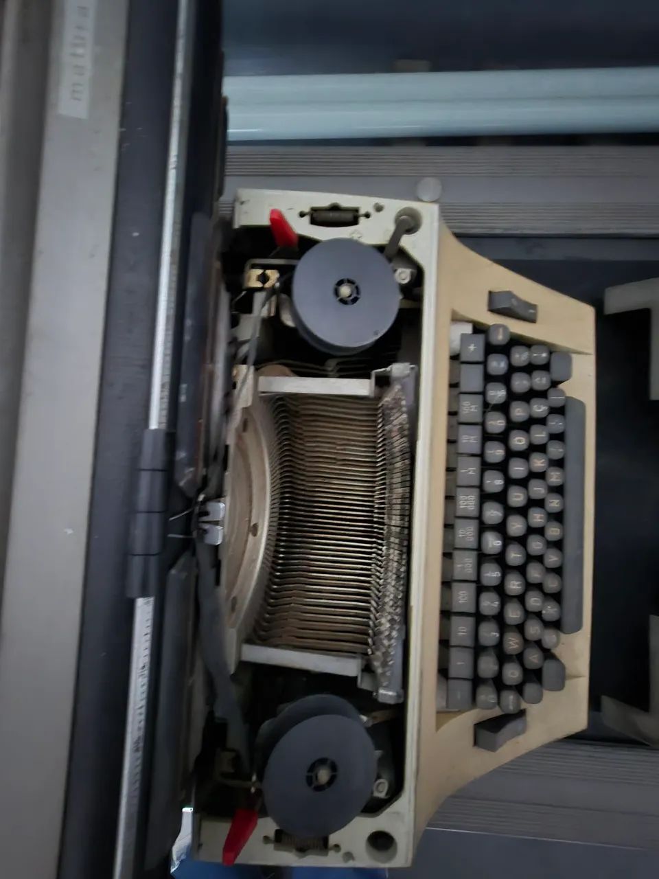 Máquina de escrever Triumph antiga - Foto 3