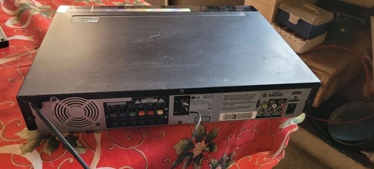 DVD Player LG com toca discos e 6caixas  - Foto 2