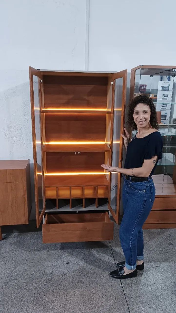 Cristaleira com led (peça nova) pronta entrega  - Foto 2