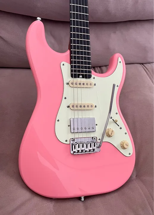 Guitarra Schecter Nick Johnston Signature HSS pink 