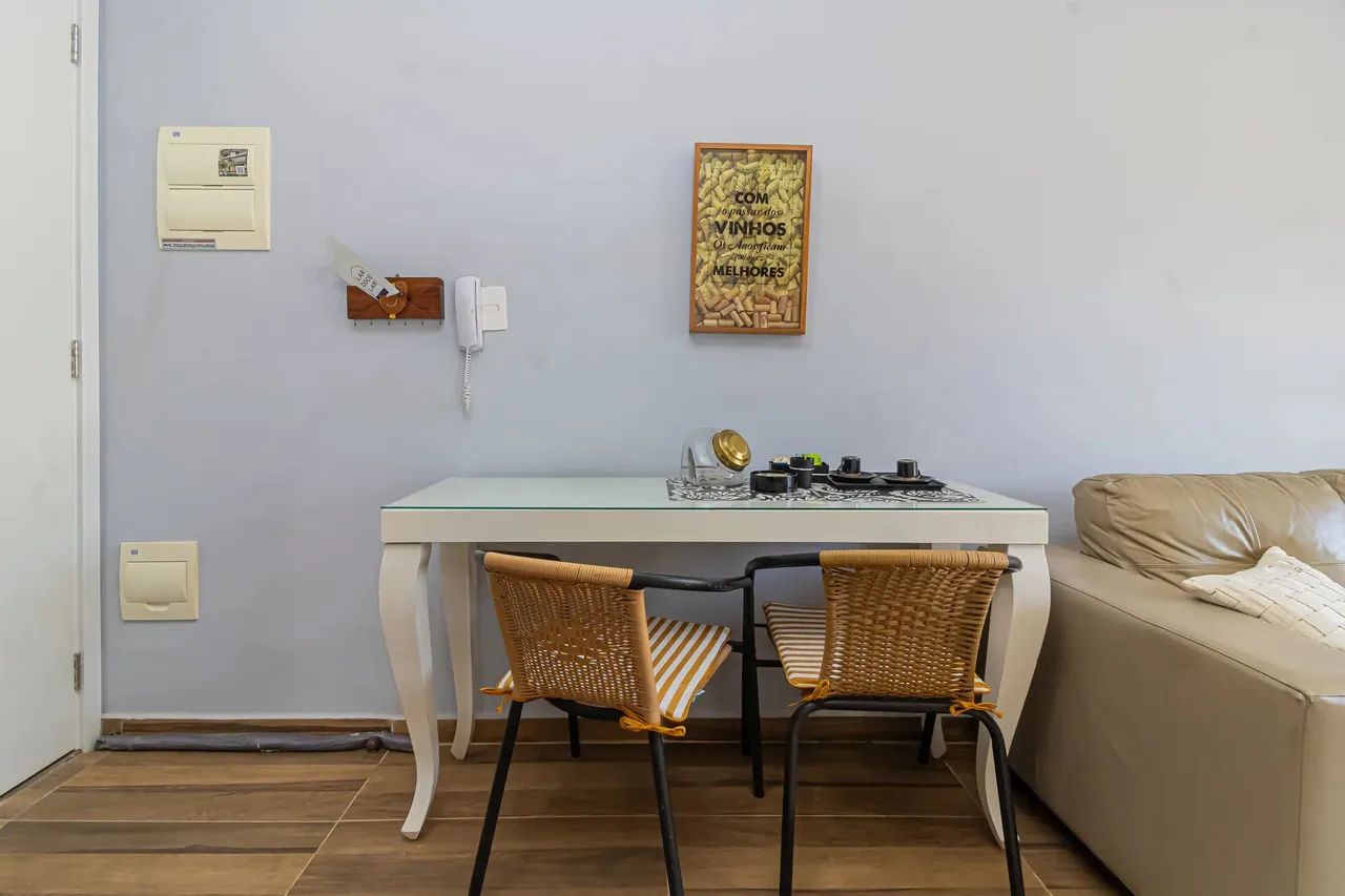 Imóvel para aluguel possui 47 metros quadrados com 2 quartos em Vila Buarque - São Paulo - - Foto 5