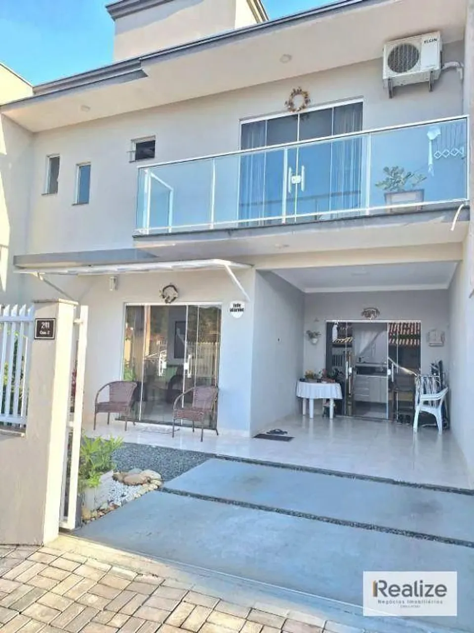 Sobrado com 3 dormitórios à venda, 115 m² - Itajuba - Barra Velha/SC