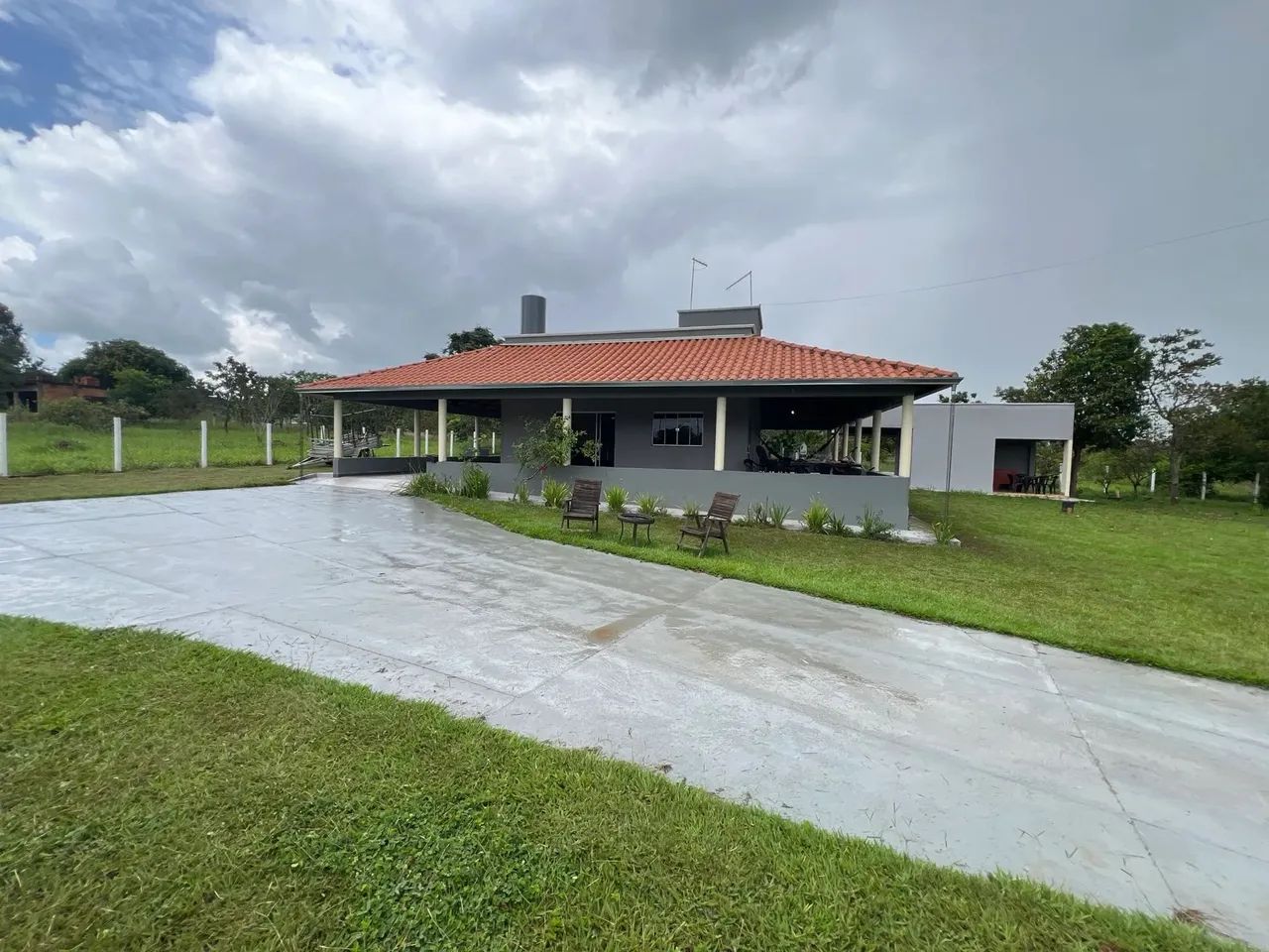 VENDO chácara no Condomínio Vale das Cachoeiras em Aragoiânia-GO