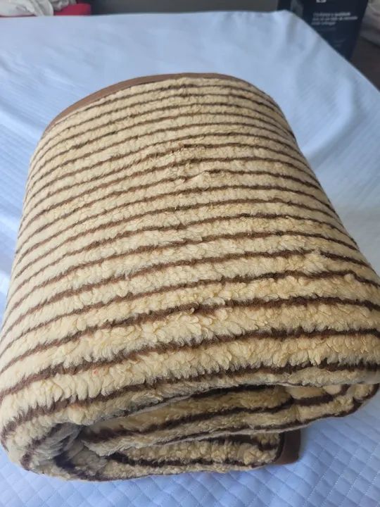 Cobertor Pelúcia Estampa Listrada - Foto 4