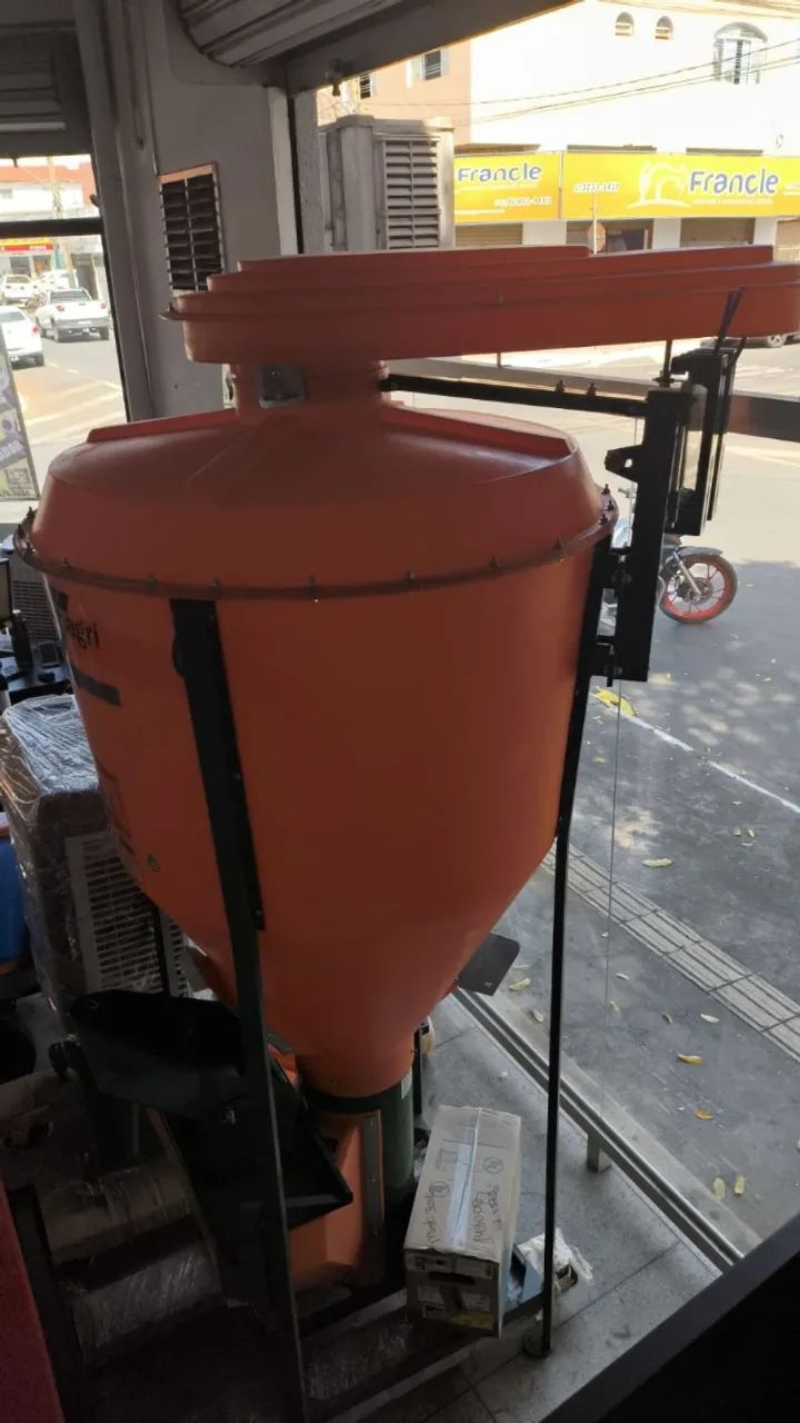 Misturador de ração  300kg Incomagri - Foto 2