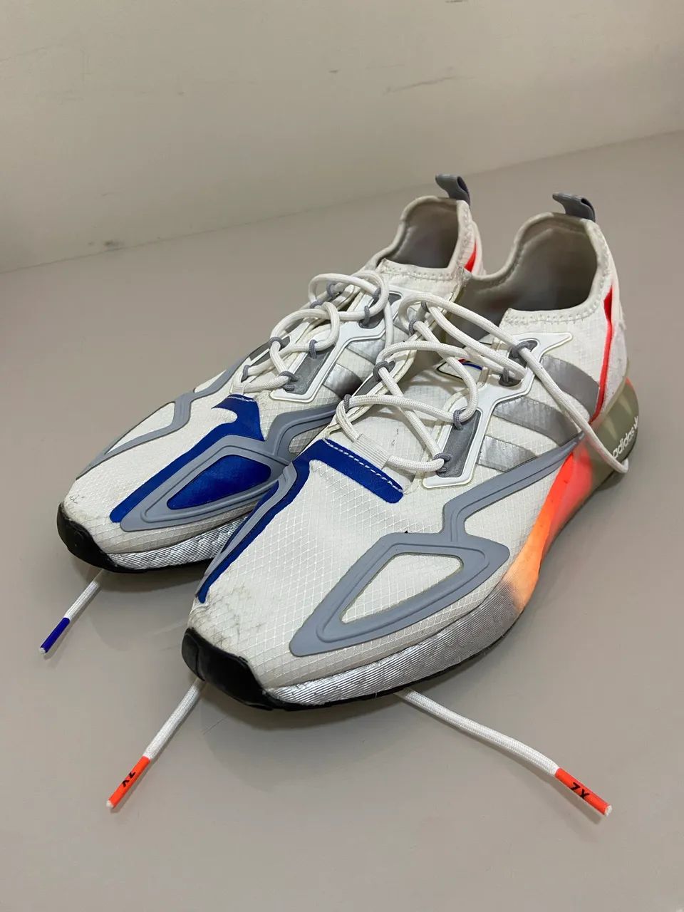 GALERIE VIE☆ Tênis Adidas ZX 2K Boost Nasa - Calçados - Parque Dois Irmãos