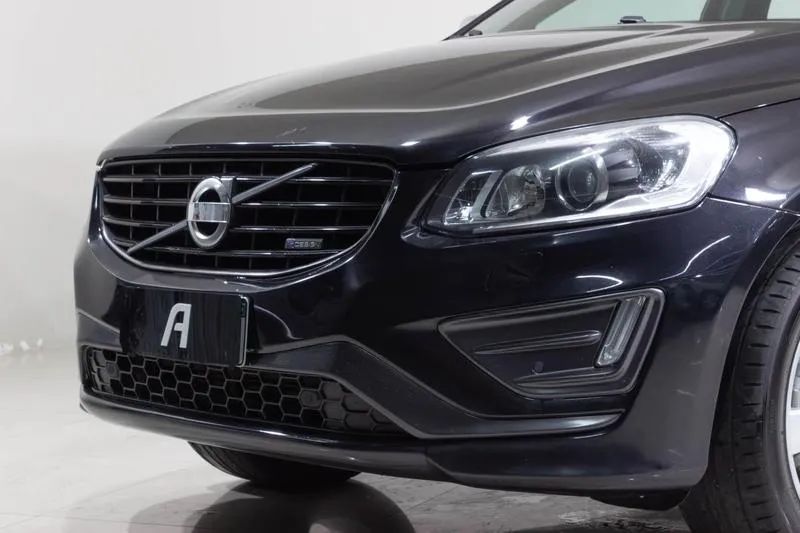 VOLVO XC 60 2.0 T5 R DESIGN TURBO GASOLINA 4P AUT 2014 - Foto 2