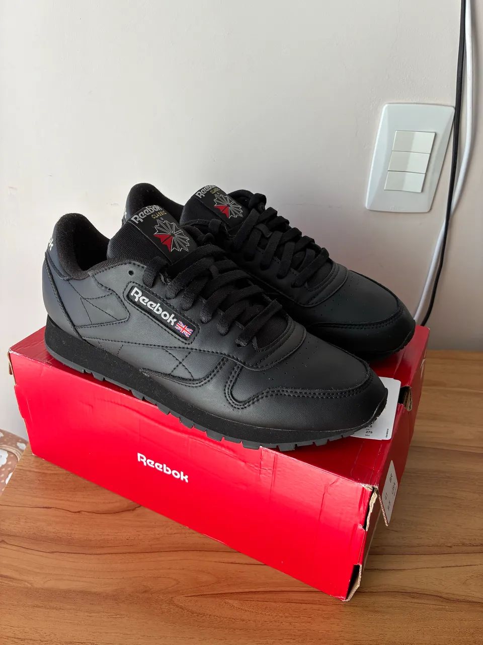 Tênis Reebok Classic Leather - Foto 2