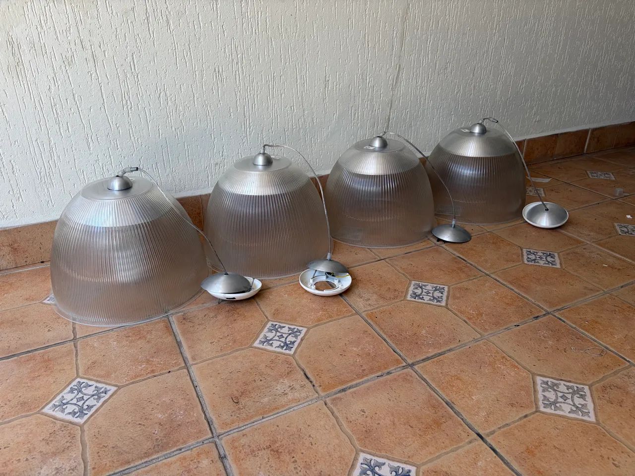 Luminárias Pendentes de Teto em Acrílico 