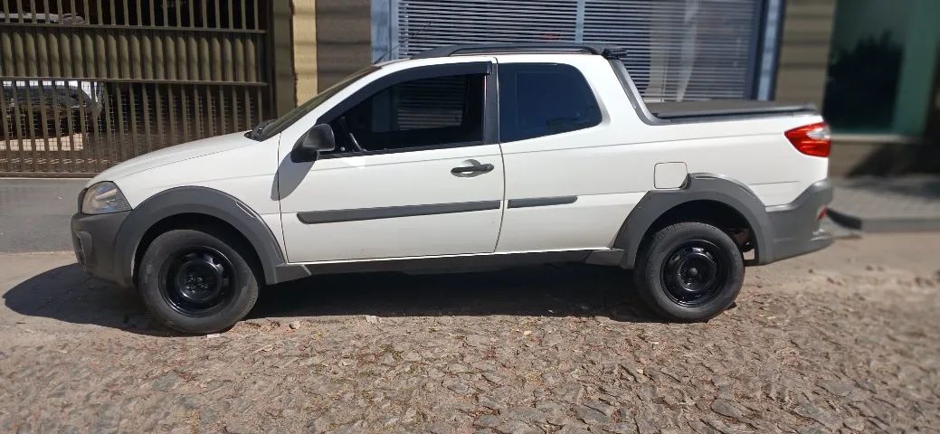 Fiat Strada Working 1.4 MPI Fire Flex 8V CD 2014
