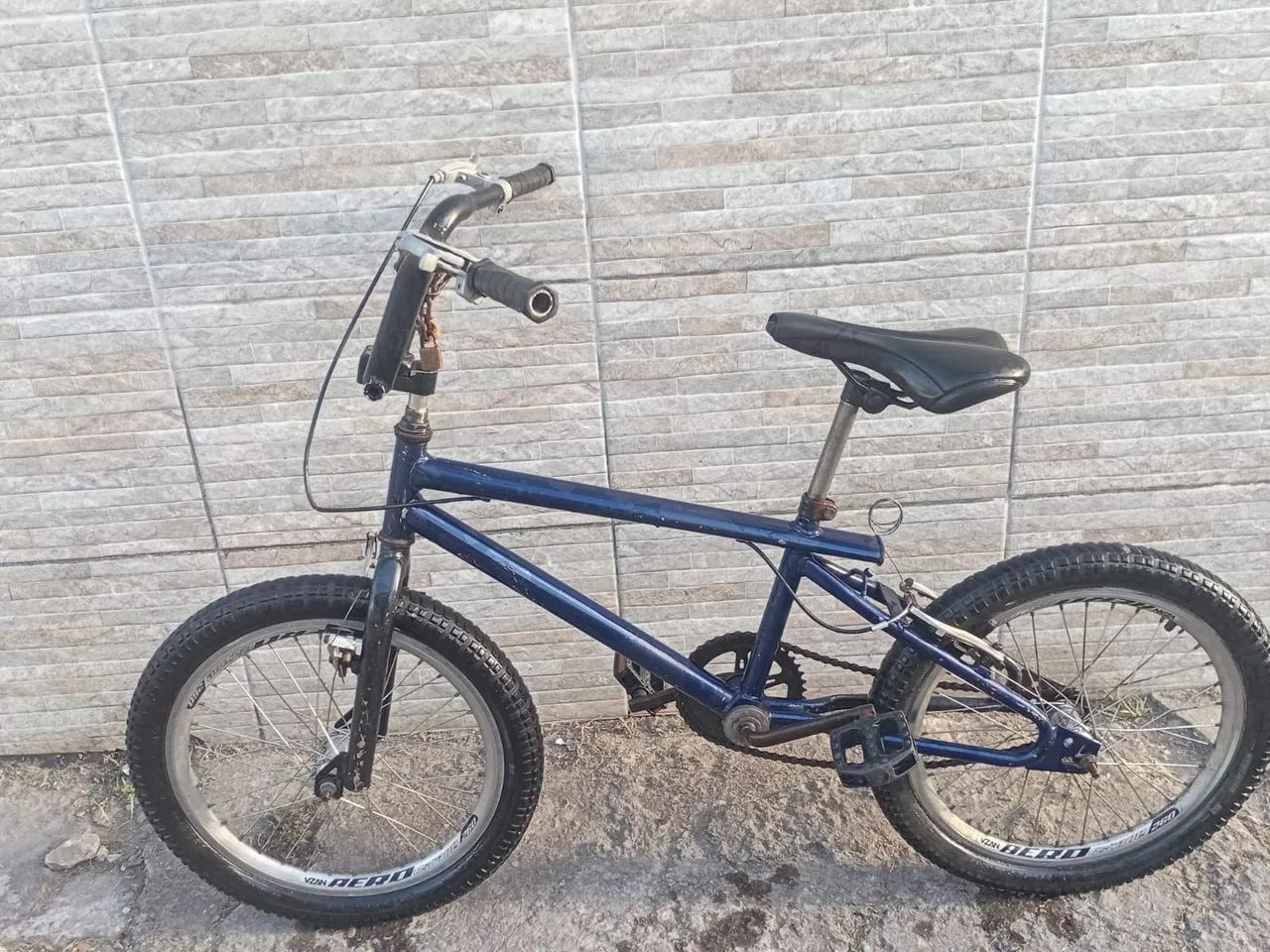 BMX/CROSS ARO 20