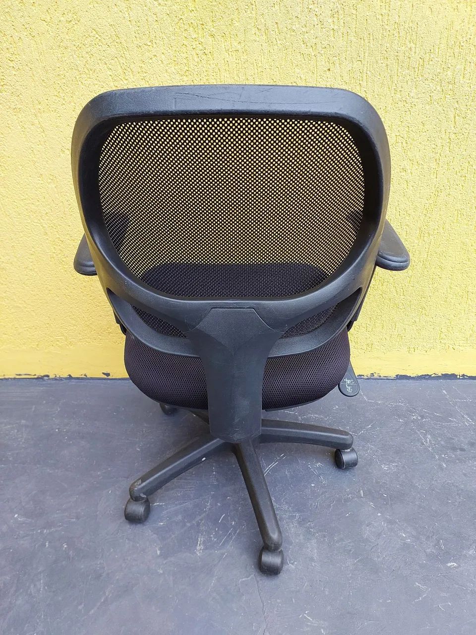 Cadeira escritorio com braços  - Foto 2