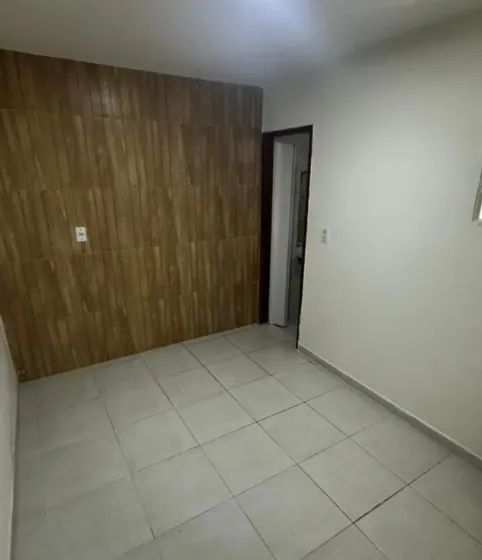 CASA SOLTA DESMEMBRADA EM RUA PUBLICA CONJ CE - Foto 4