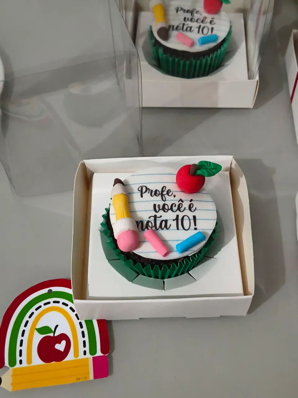 Cupcake  Chocolate Dia dos Professores - - Foto 3