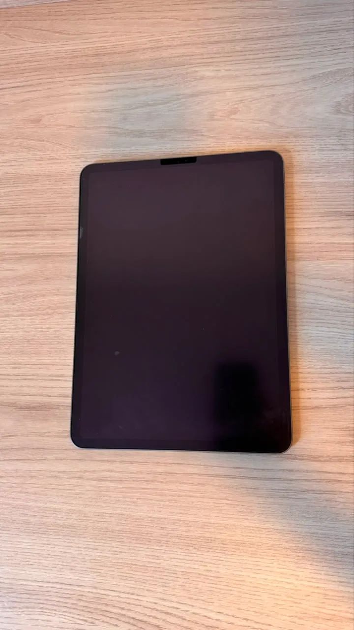 iPad Pro 11 - 1ª Geração 256gb Wi-Fi + Capa magnética com teclado - Foto 2