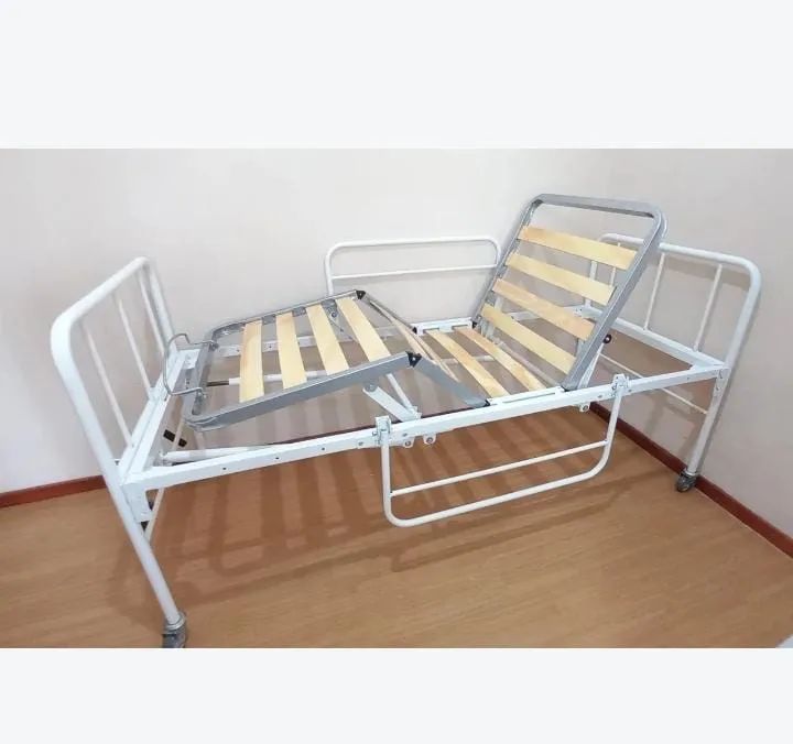 Cama Hospitalar Manual em Ótimo Estado - Foto 3