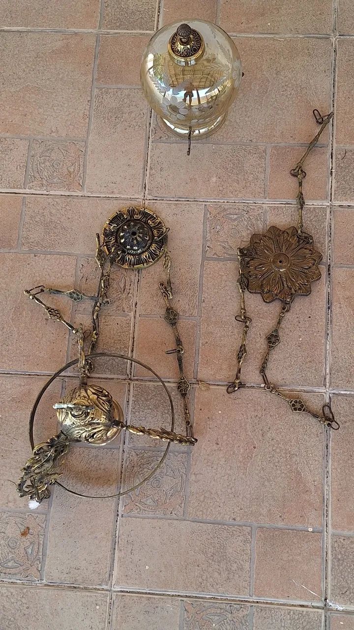 Conjunto de Luminárias em bronze, estilo colonial.  - Foto 5