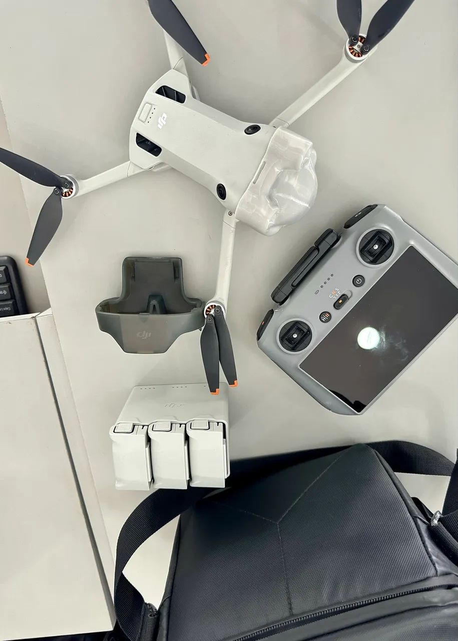 Drone Dji mini pro 4 fly more 
