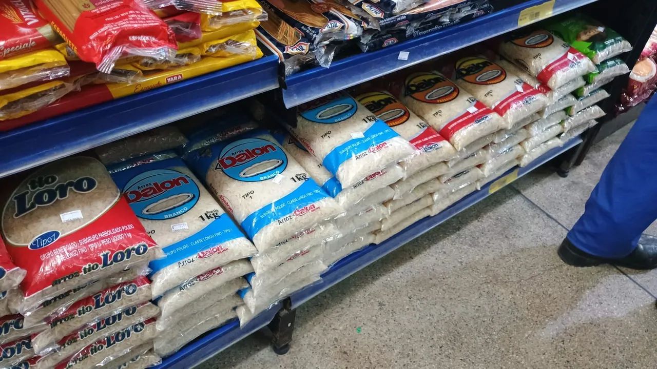 Procuro repositor de mercadinho com experiência  - Foto 5