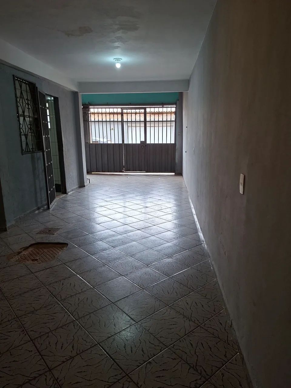 Alugo casa  só no lote - Foto 3