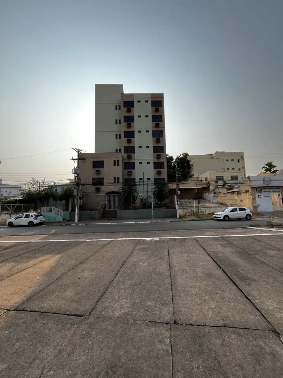 Edifício para locação, são 38 salas com banheiros indiduais - próximo AMECOR - Foto 2
