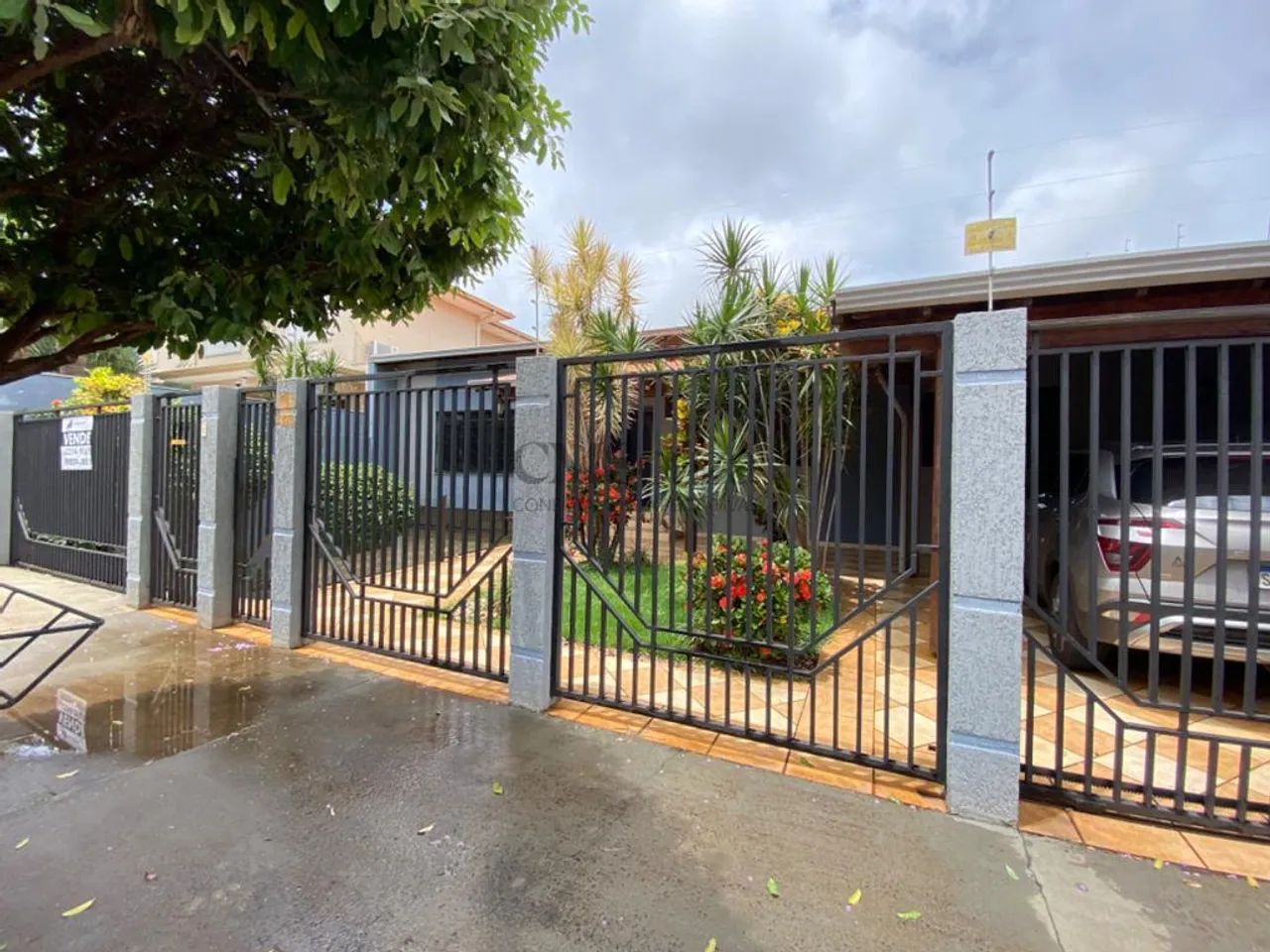 Casa para alugar em Londrina, Champagnat, com 5 quartos, com 441 m² - Foto 3