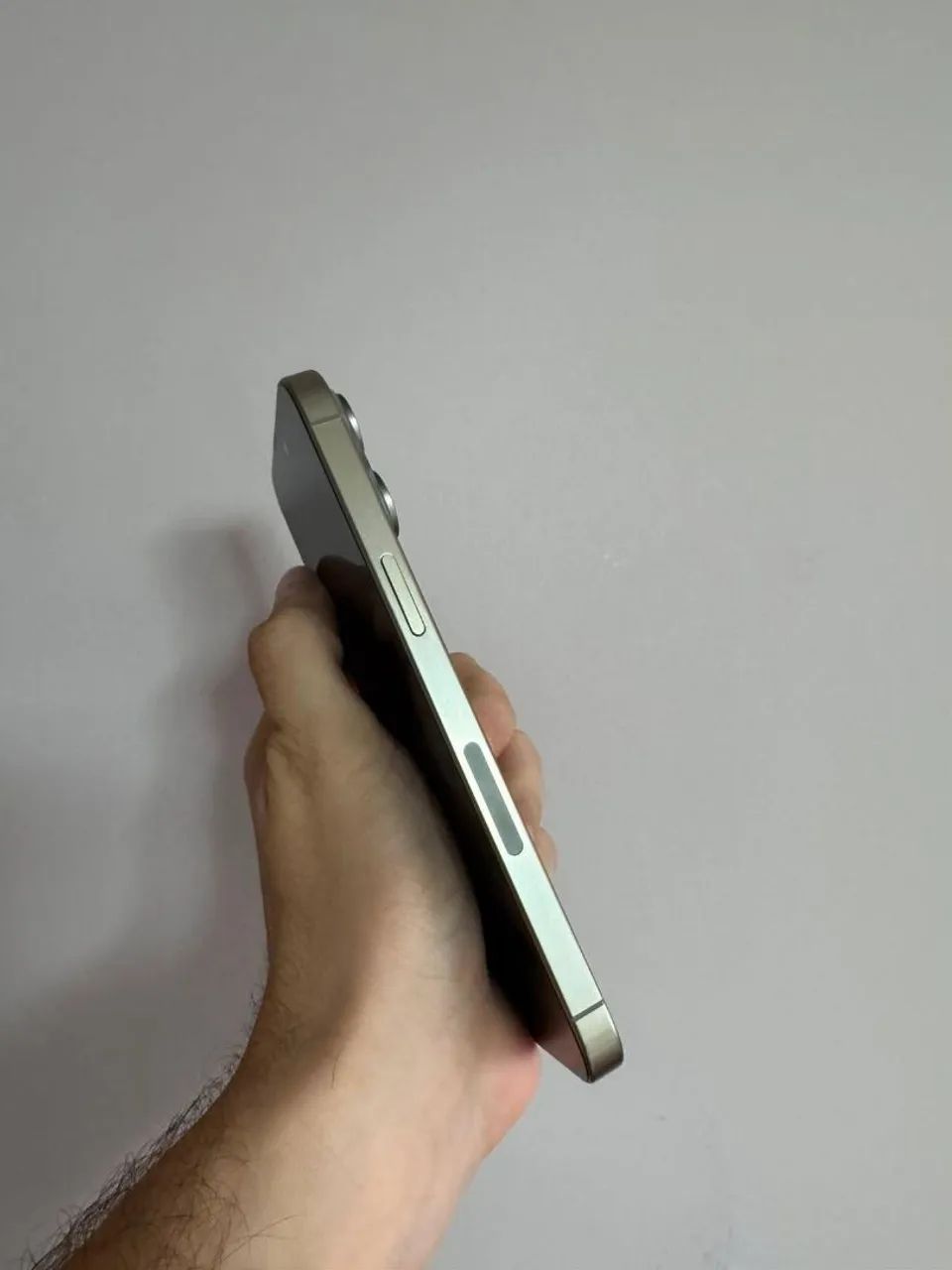 Iphone 15 pro max Bateria 91% - Foto 4