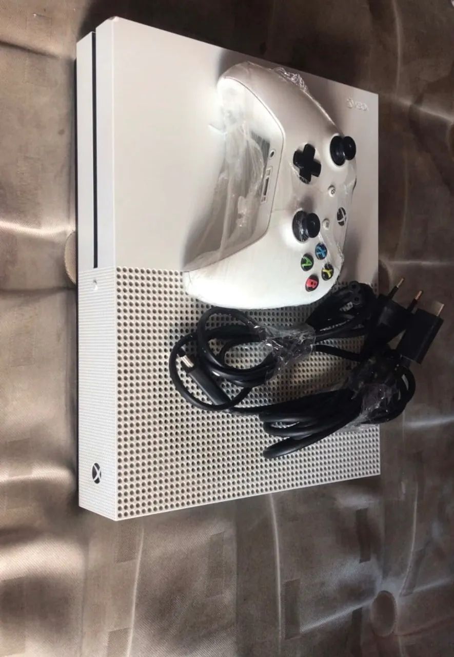 Xbox one S 1 controle 