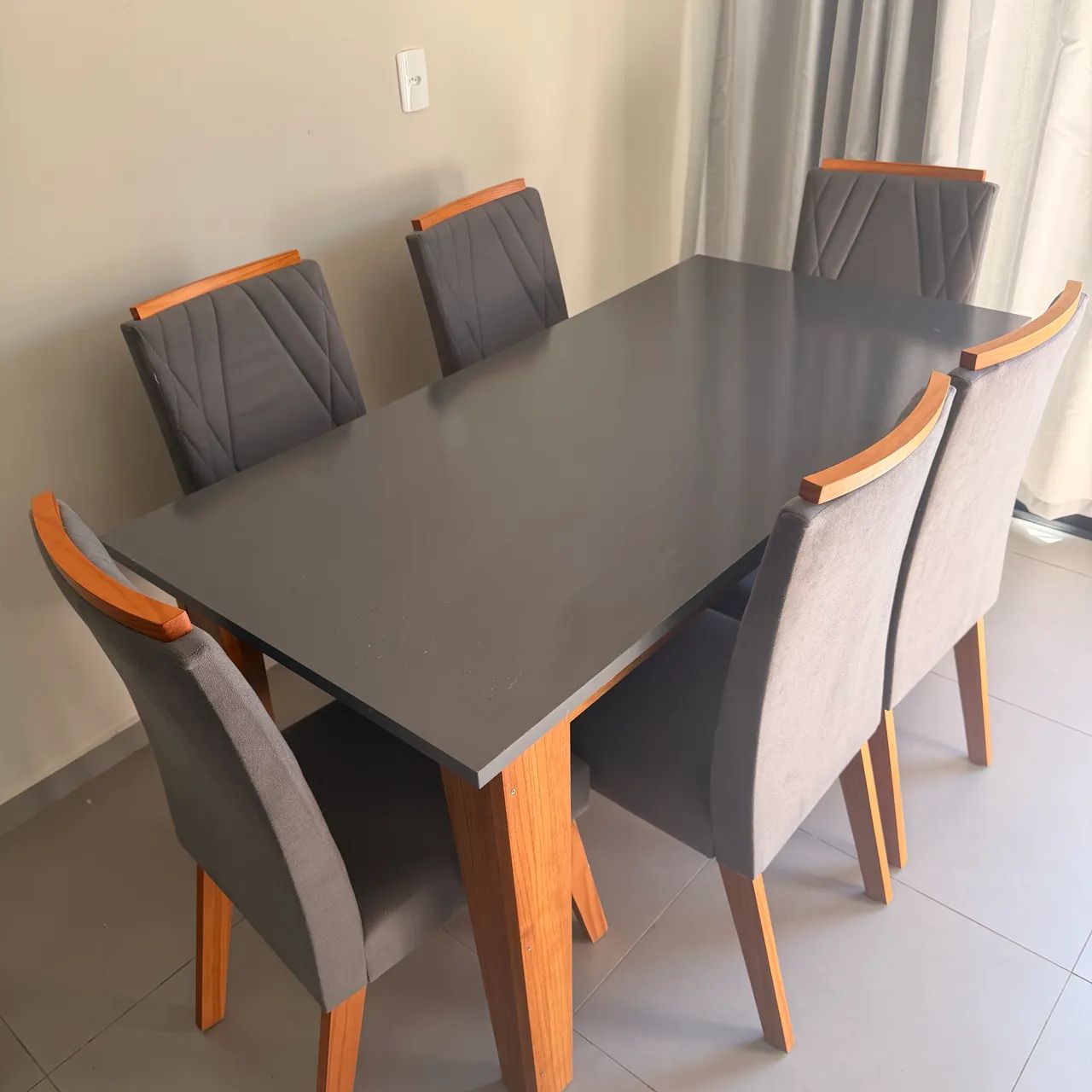 Mesa 6 lugares pronta para retirada 