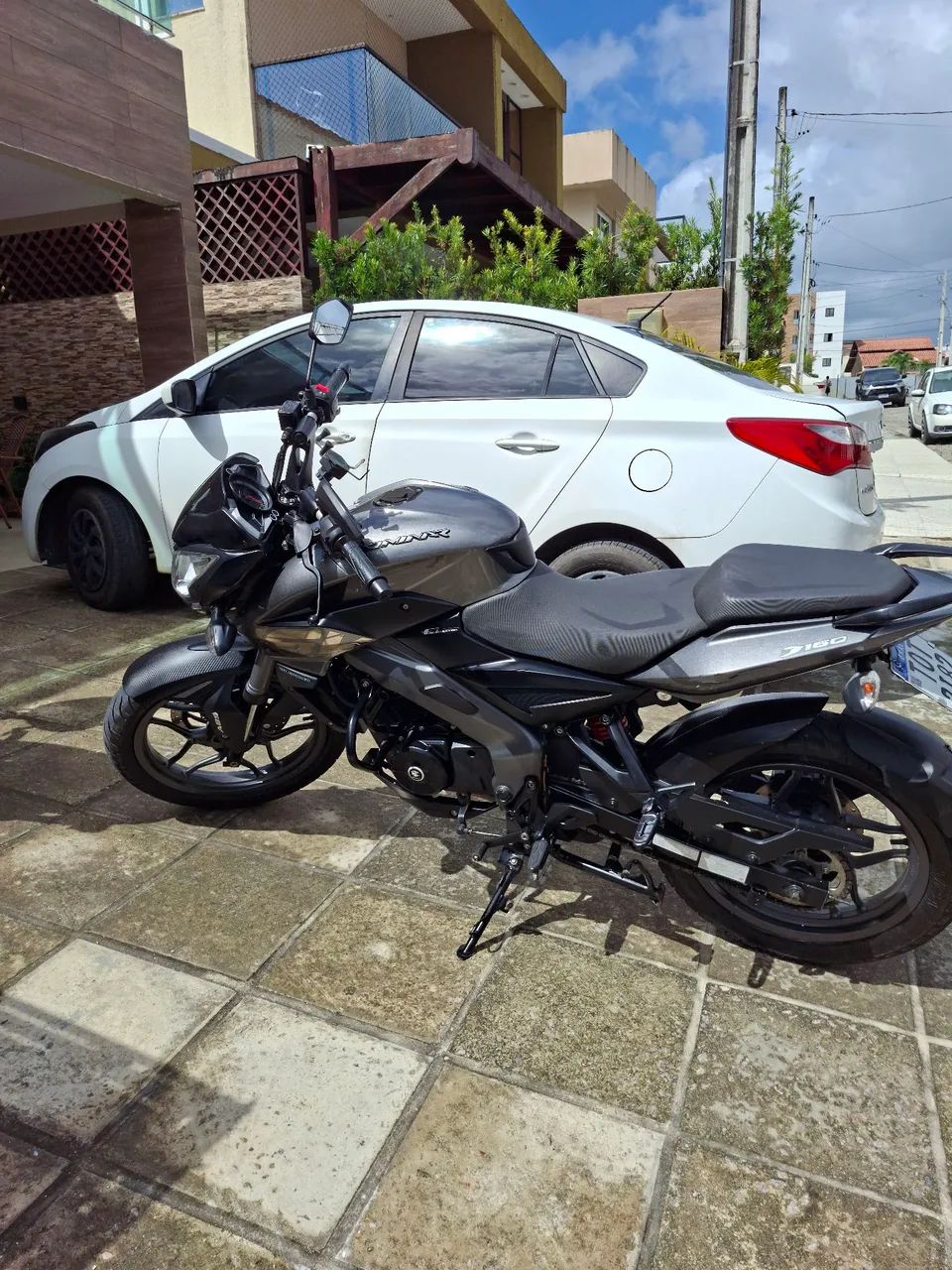 Bajaj Dominar 160 - Foto 3