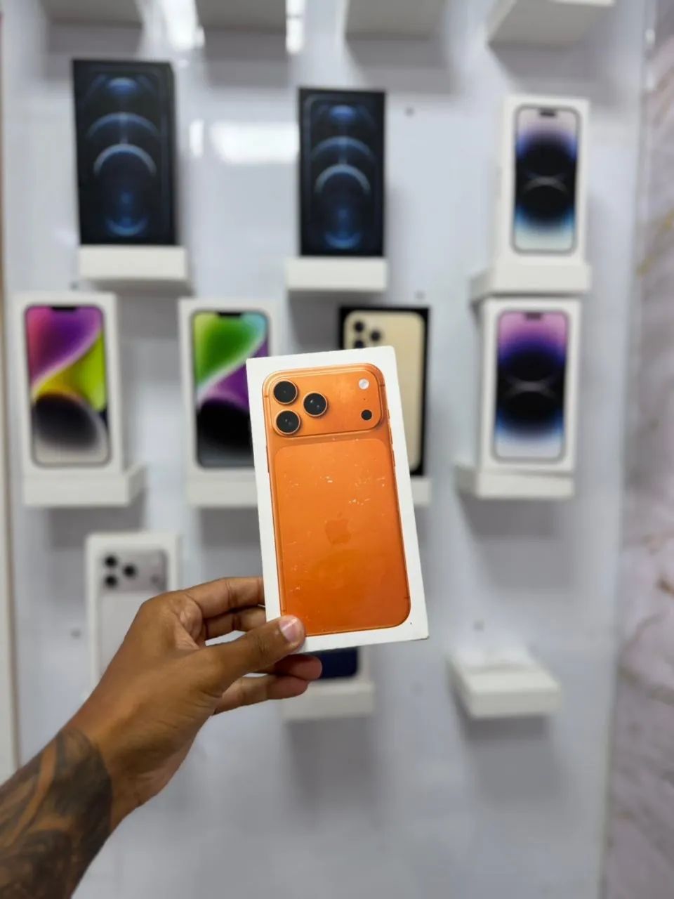 IPHONE 17 PRO MAX 256GB ?R$ 8.599